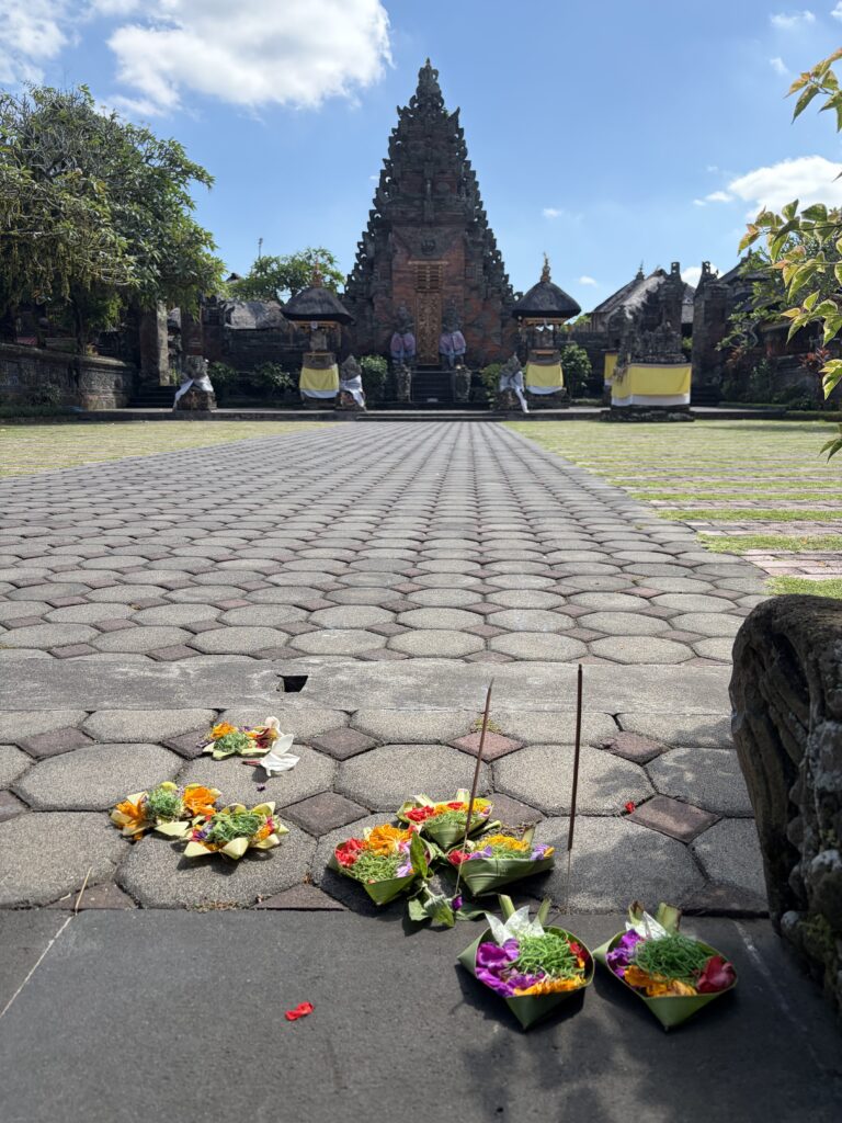 インドネシア